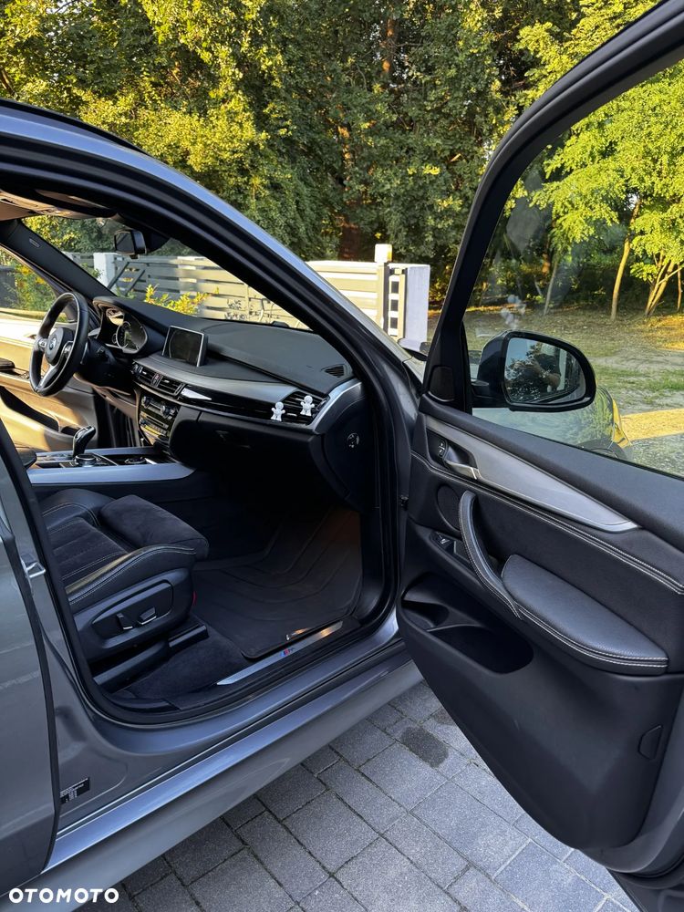 BMW X5 xDrive25d - 23