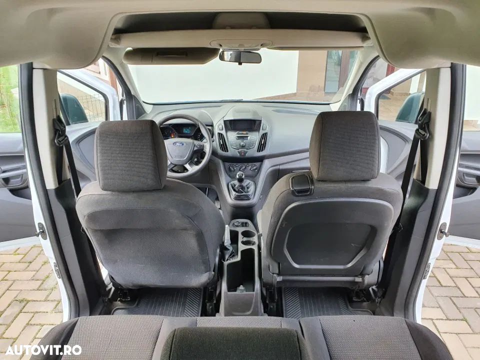 Ford Tourneo Connect - 17