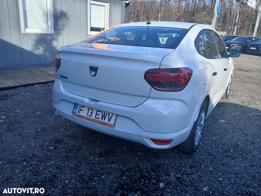 Dacia Logan TCe 90 Essential - 4
