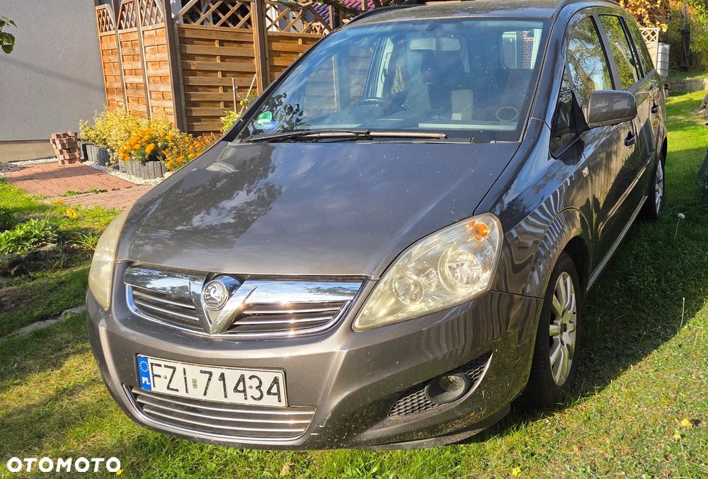Opel Zafira 2010 photo 3