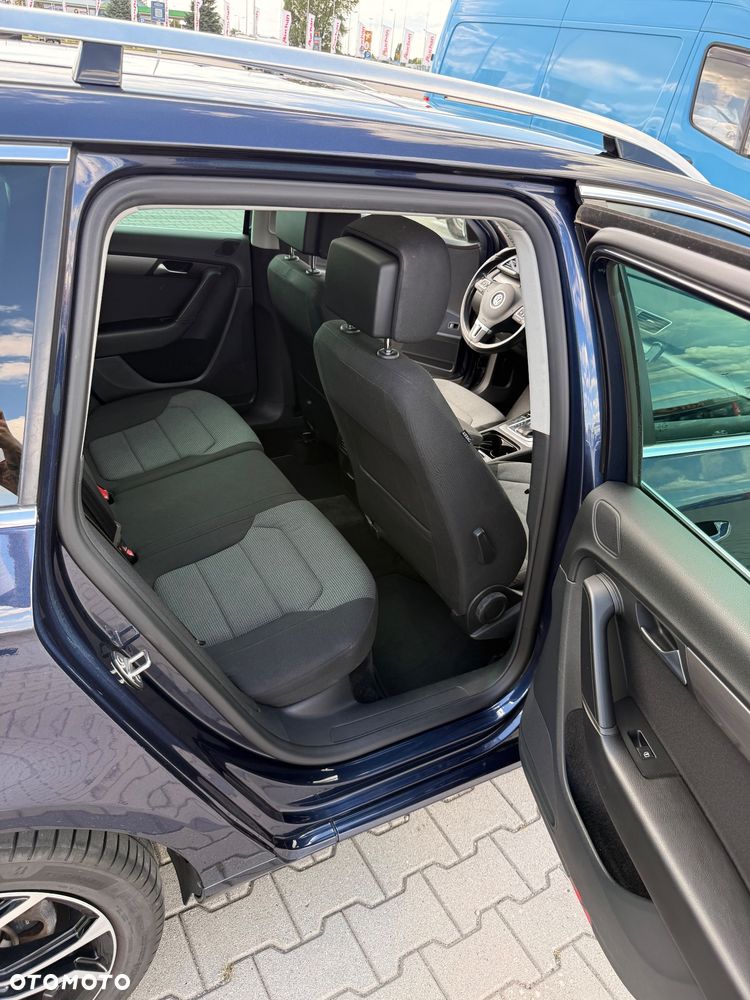 Volkswagen Passat 2.0 TDI Highline DSG - 21
