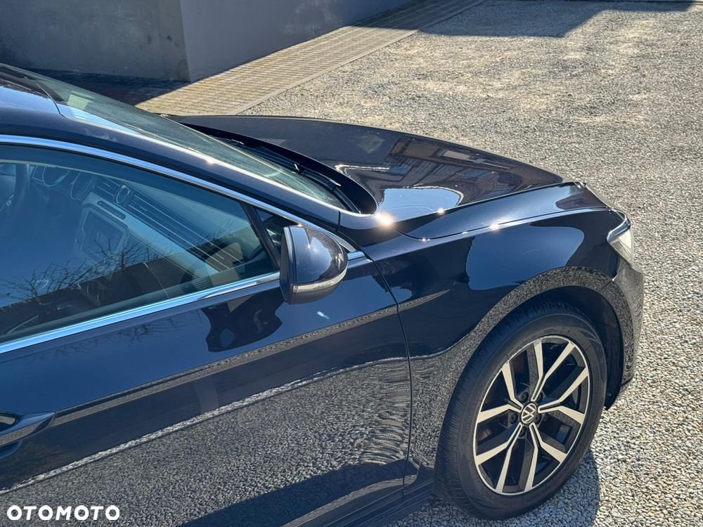 Volkswagen Passat 2.0 TDI BMT Comfortline - 13
