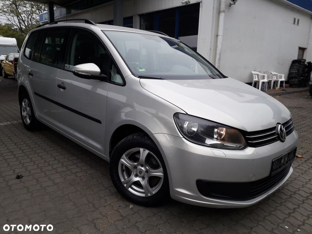 Volkswagen Touran - 29
