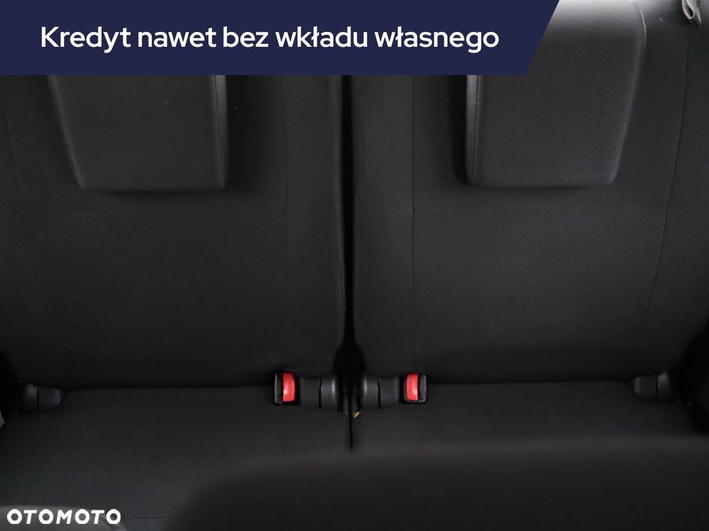 Mitsubishi Outlander - 23