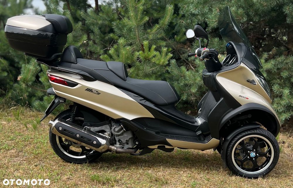 Piaggio MP-3 - 7