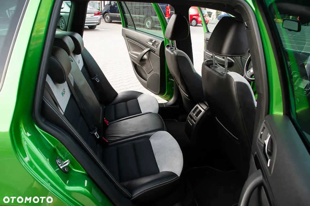 Skoda Octavia 2.0 TSI RS - 25