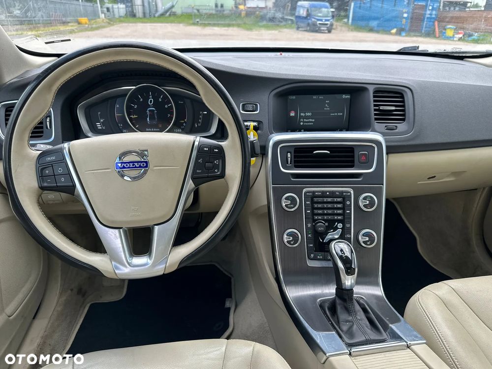 Volvo S60 - 22