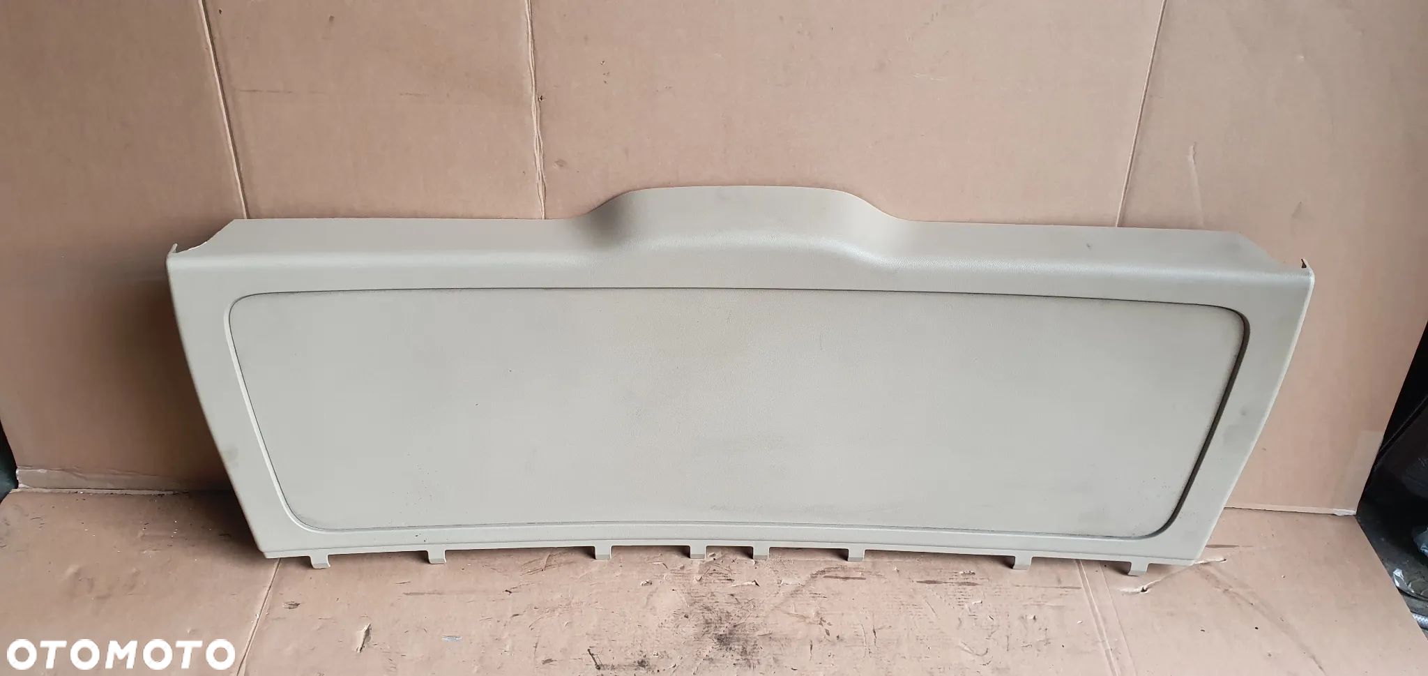Tapicerka osłona klapy bagażnika Mercedes GL X166 W166 A1667400470 - 1