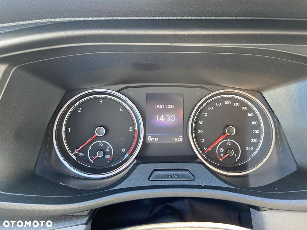 Volkswagen California - 19