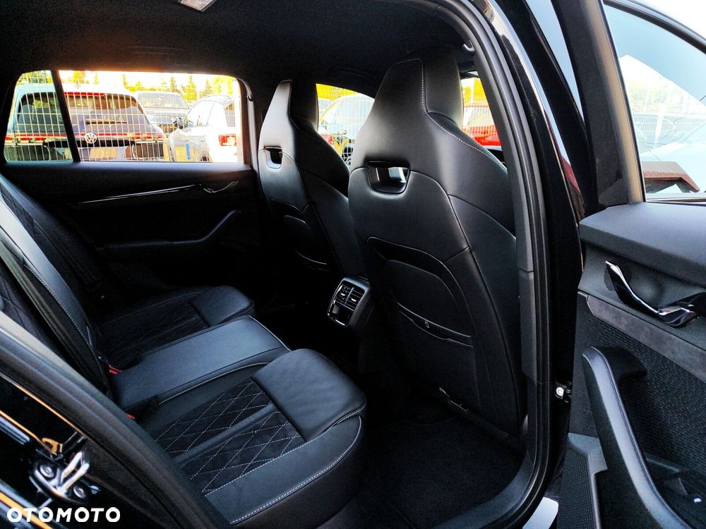 Skoda Octavia 2.0 TDI 4x4 RS DSG - 14