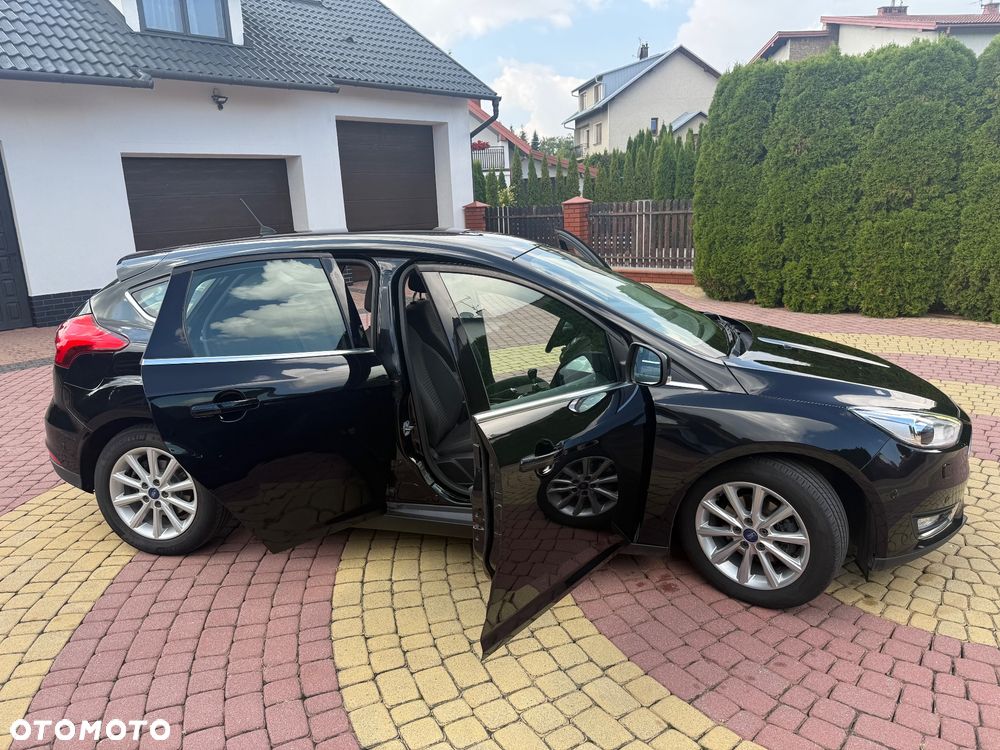 Ford Focus 1.0 EcoBoost Titanium - 25