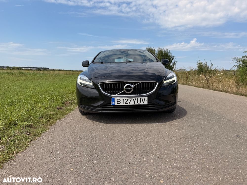 Volvo V40 D2 Momentum - 2