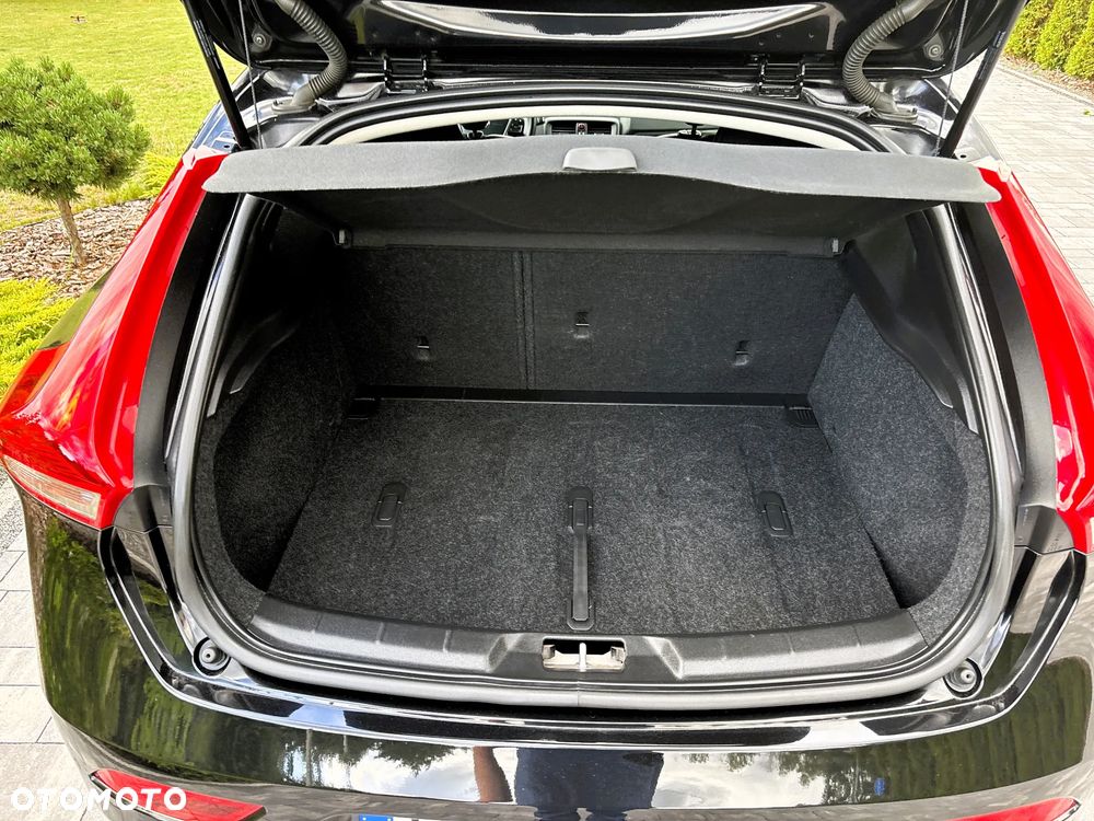 Volvo V40 - 33