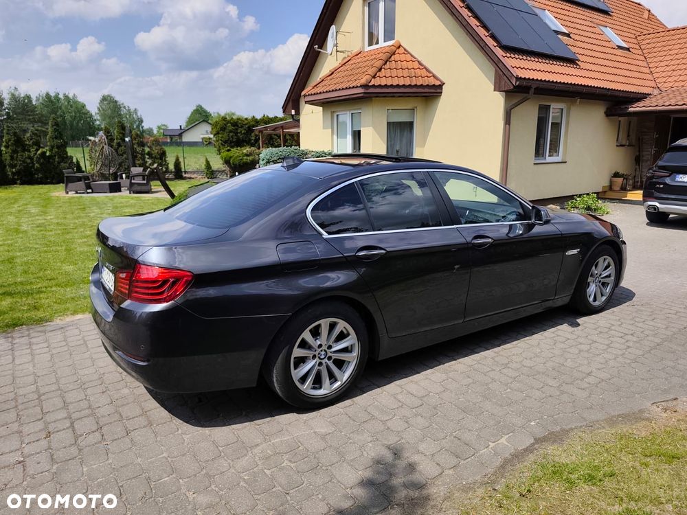 BMW Seria 5 528i xDrive - 3