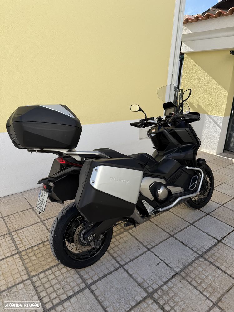Honda ADV XDV750 - 6