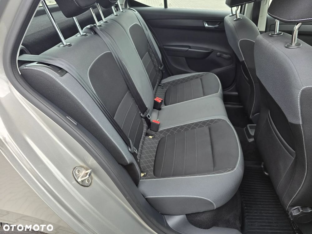 Skoda Fabia 1.0 Ambition - 12