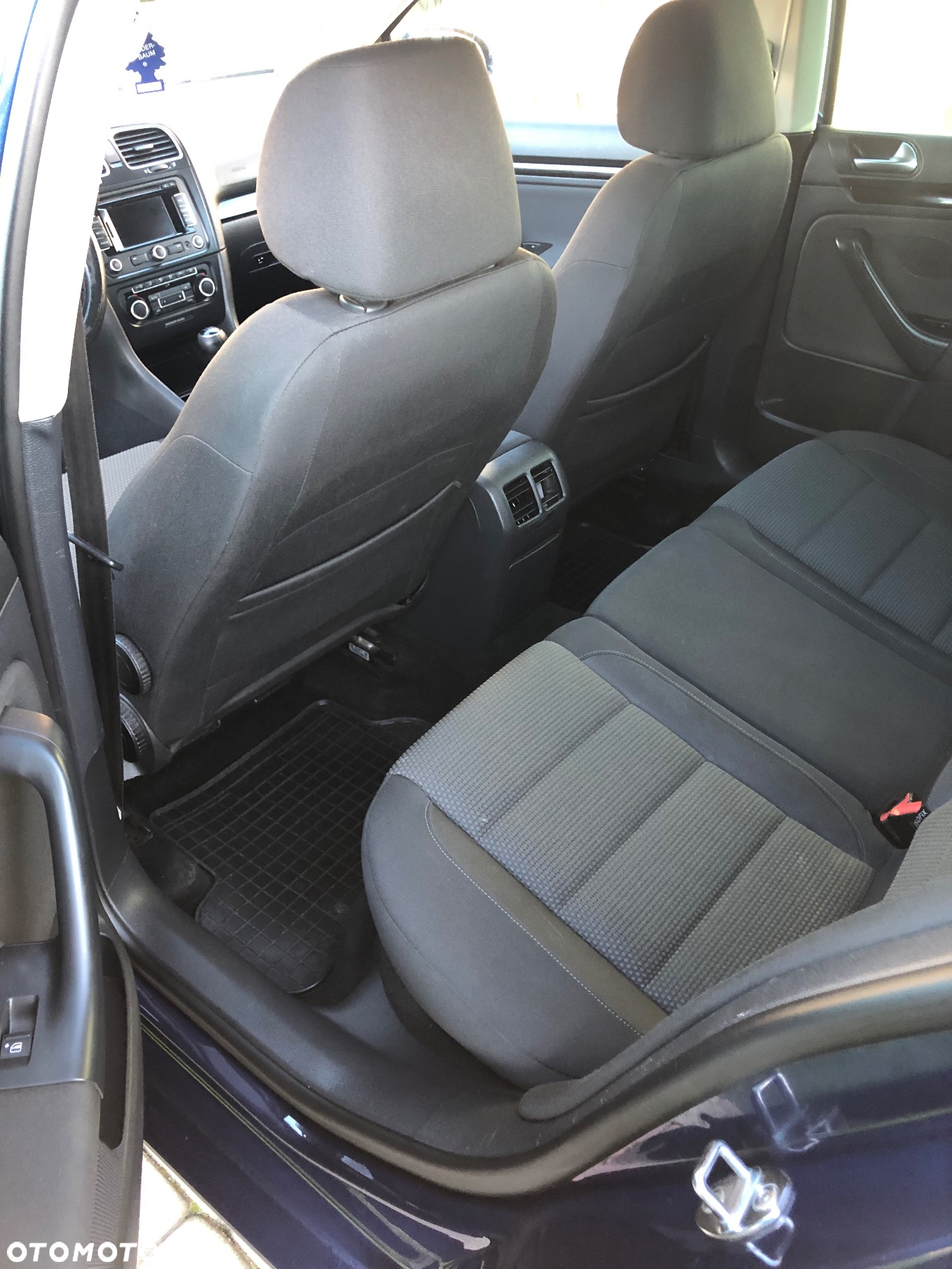 Volkswagen Golf - 14