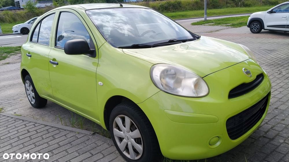 Nissan Micra - 1