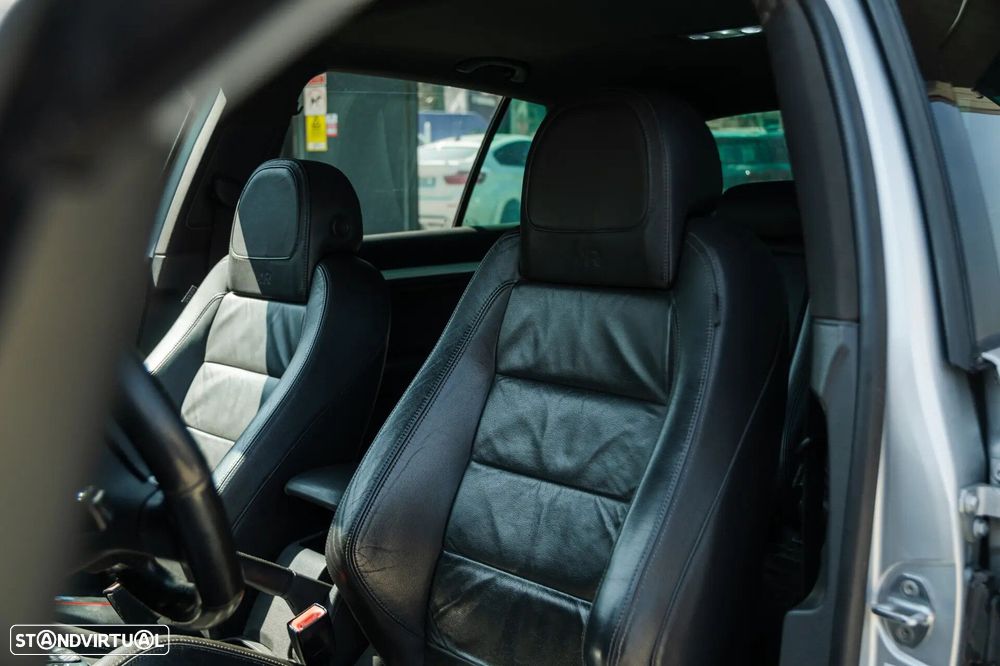 VW Golf 3.2 R32 4Motion DSG - 11