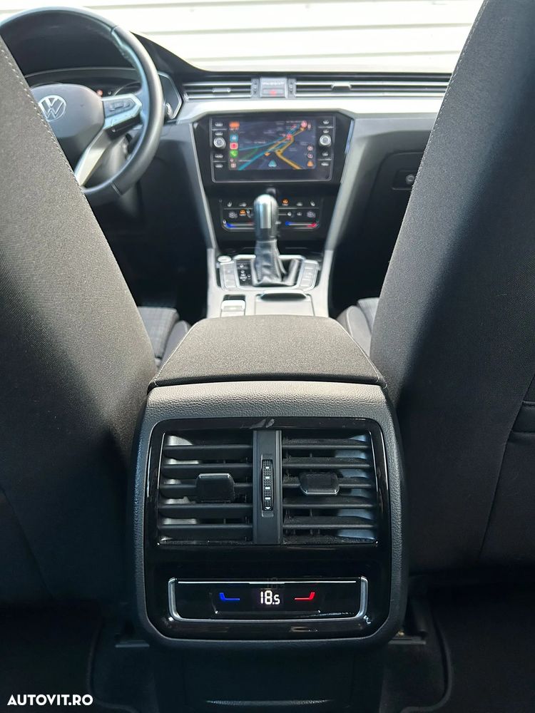 Volkswagen Passat Variant 2.0 TDI SCR DSG Business - 11