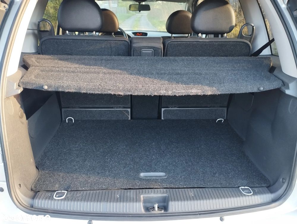 Opel Meriva - 16