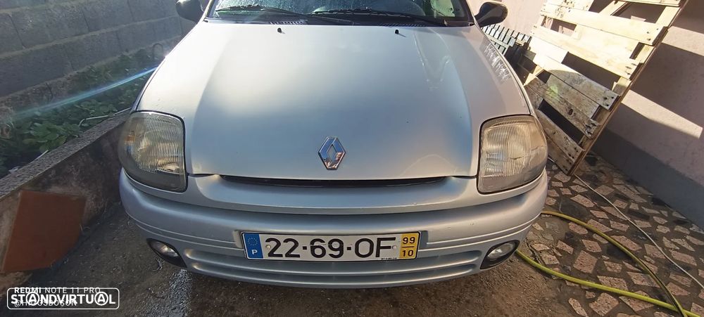 Renault Clio 1.2 RN - 2
