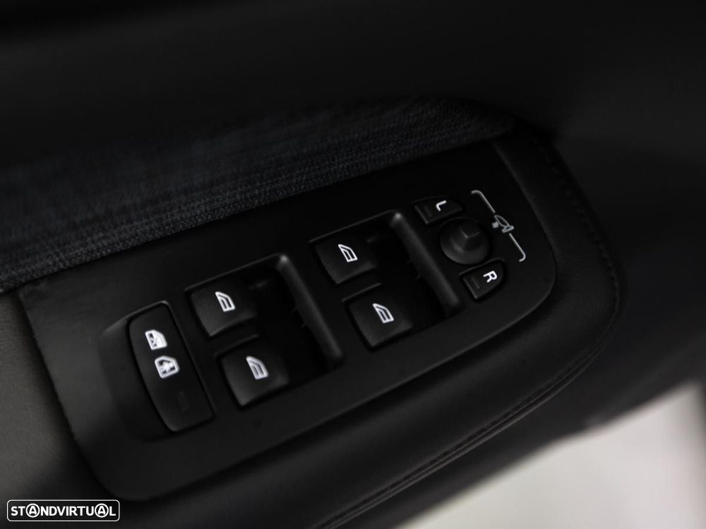 Volvo V60 2.0 T6 AWD TE Core - 14