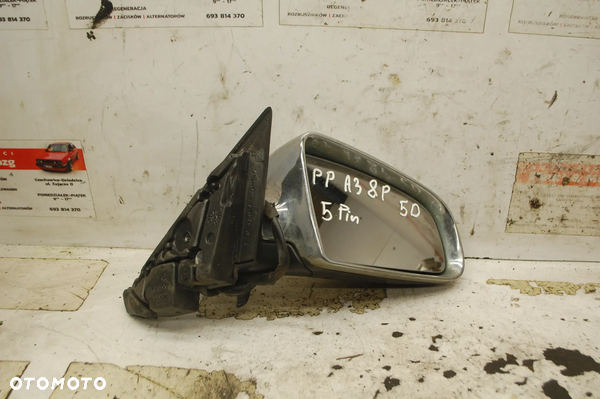 LUSTERKO PRAWY PRZÓD PRZEDNIE PRAWE CHROM 5 PIN AUDI A3 8P LIFT