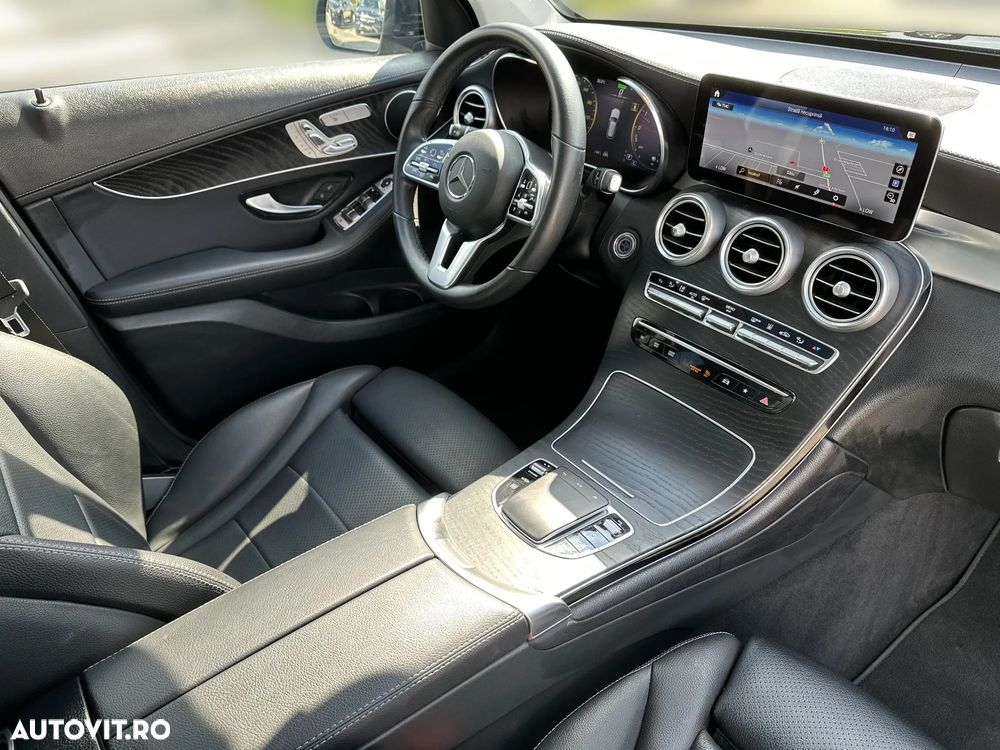 Mercedes-Benz GLC 300 de 4Matic 9G-TRONIC AMG Line Plus - 14