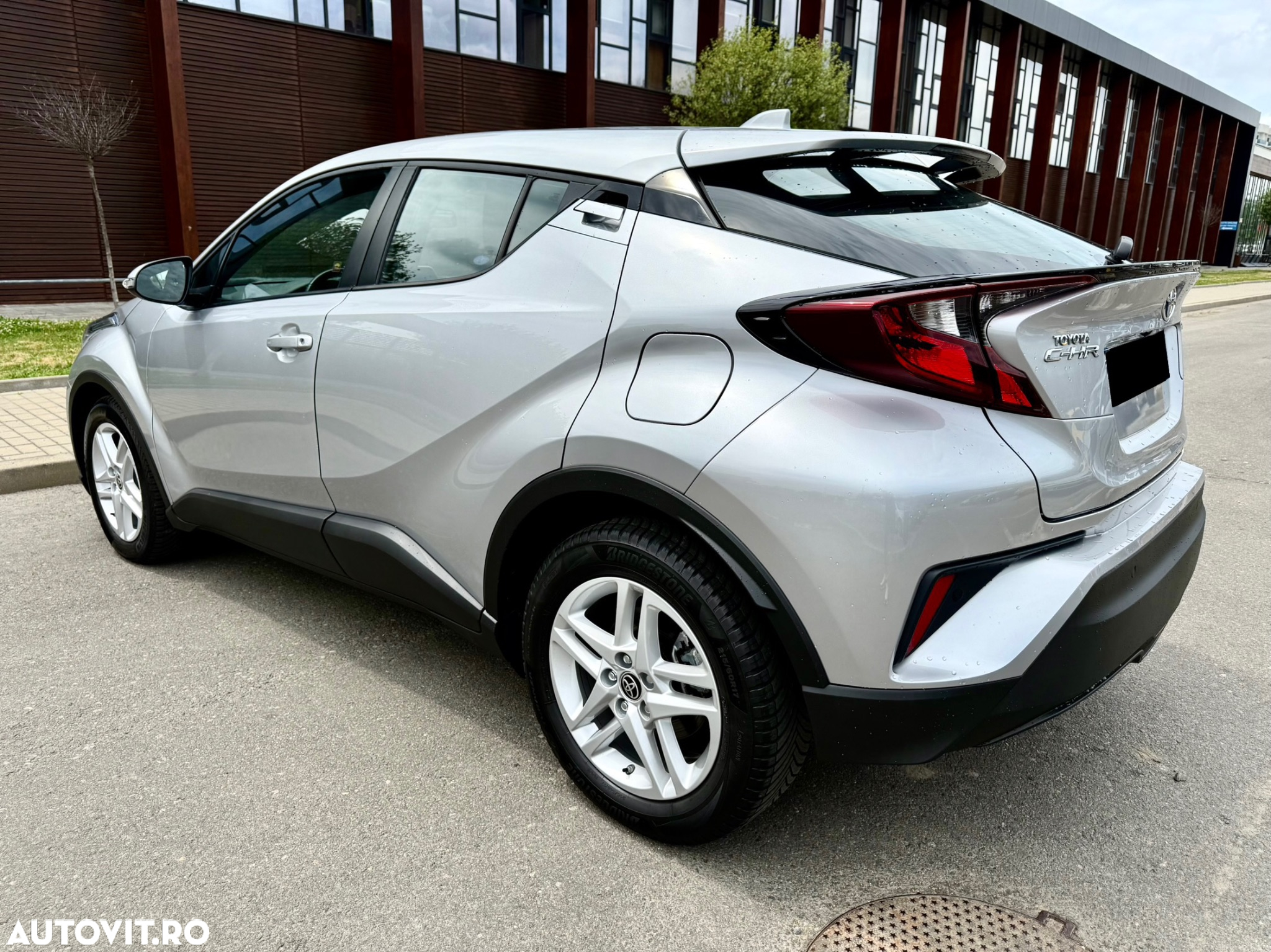 Toyota C-HR Hybrid Business-Edition - 6