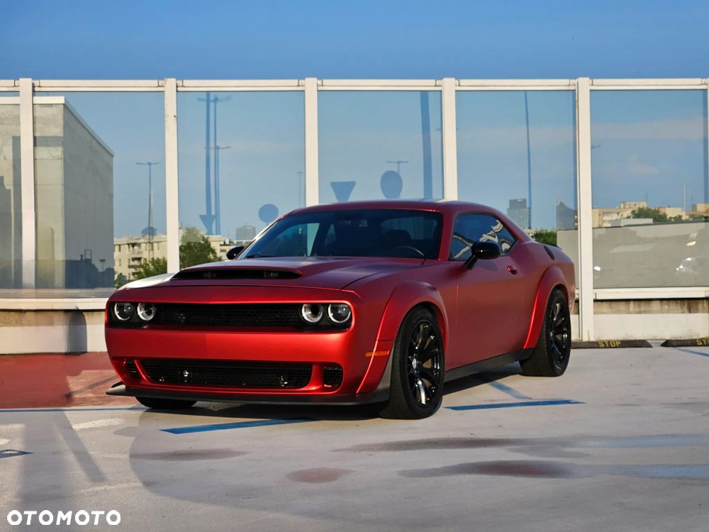 Dodge Challenger - 4