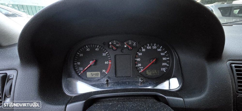 VW Golf 1.4i Confort - 10