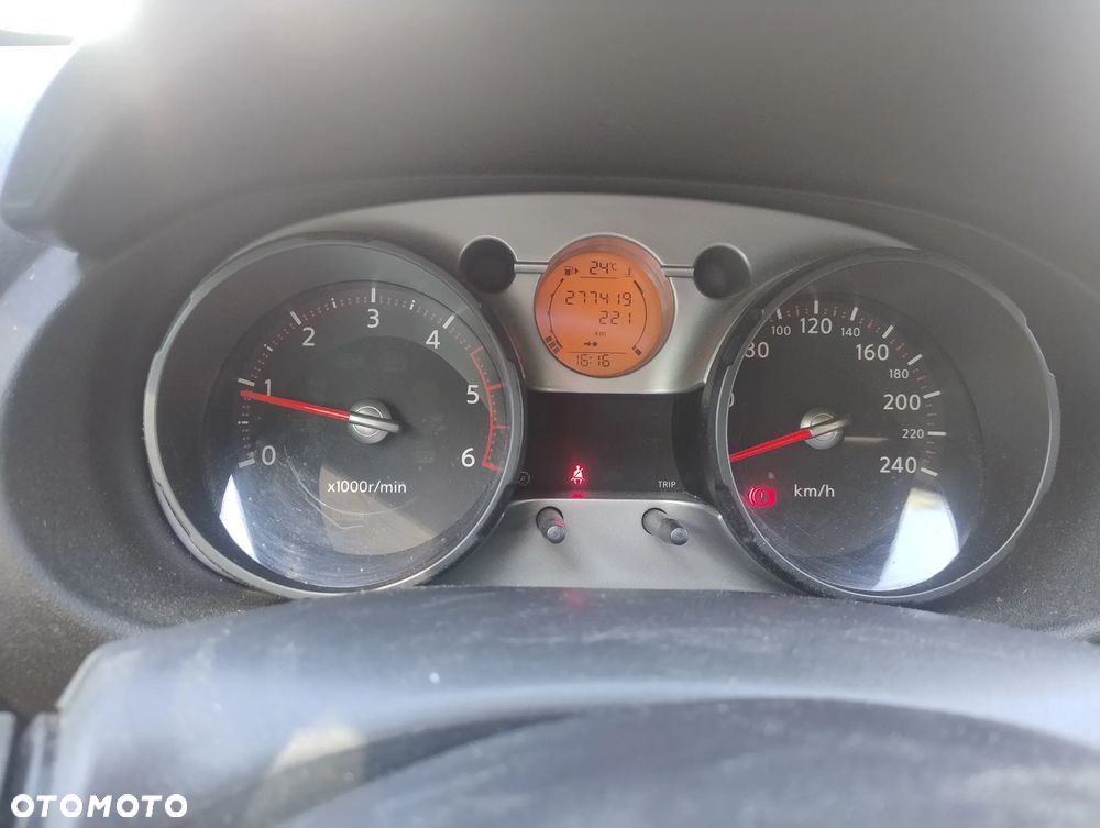 Nissan Qashqai - 2