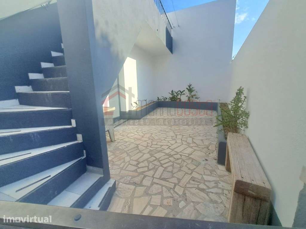 Moradia T3 Remodelada na Serra D'el Rei - Grande imagem: 4/10