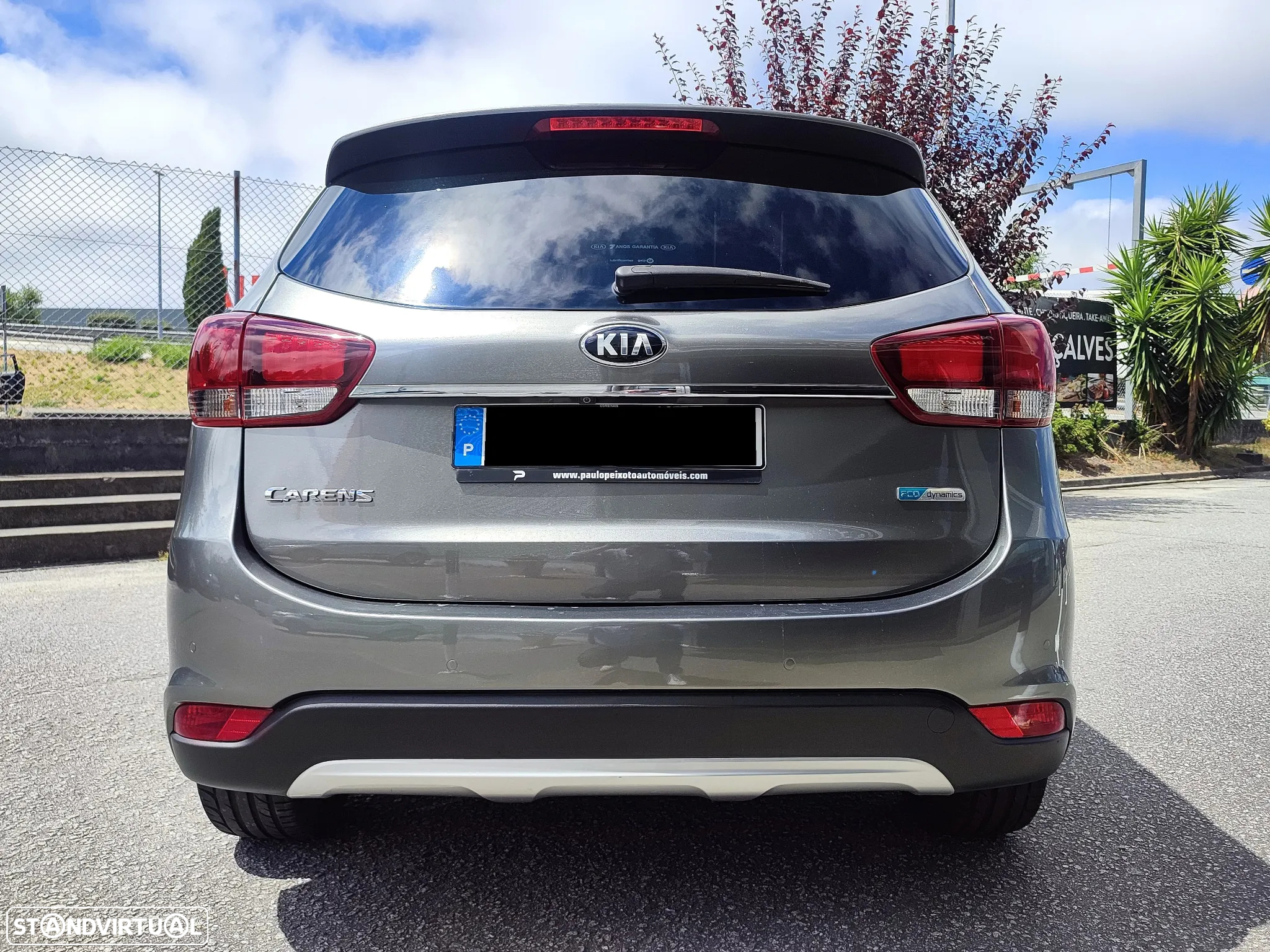 Kia Carens 1.7 CRDi ISG TX - 3