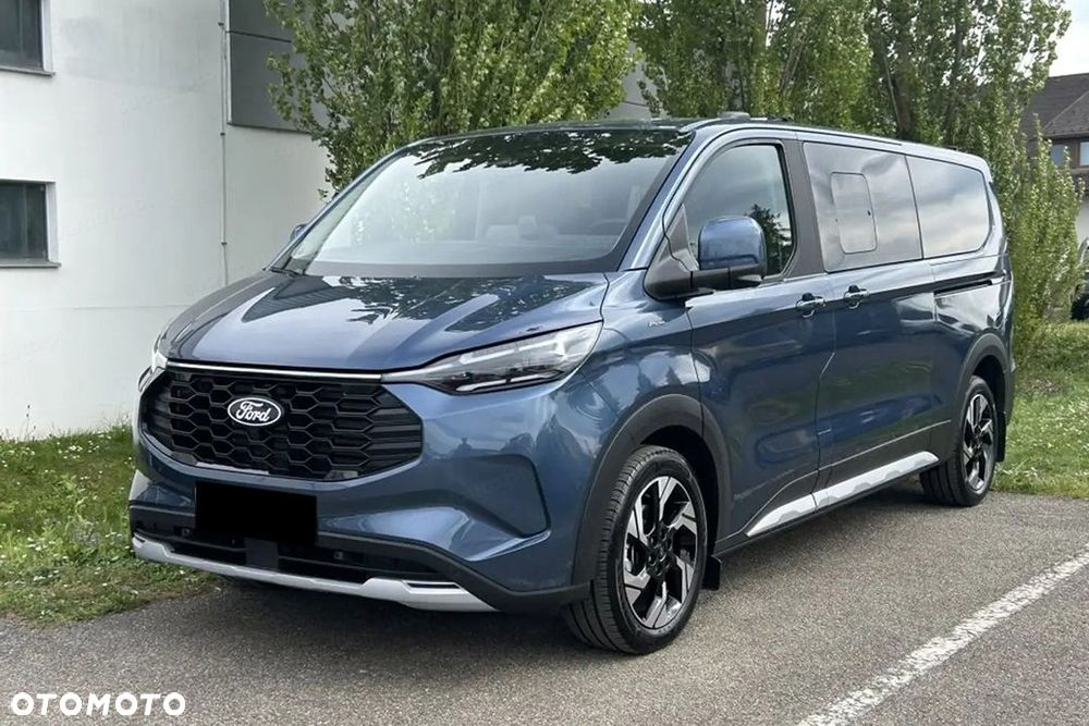 Ford Tourneo Custom - 3