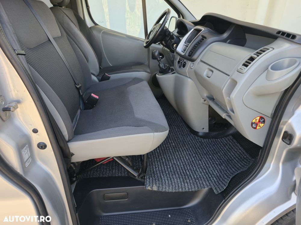 Opel Vivaro L1H1 DPF Life Cosmo - 12