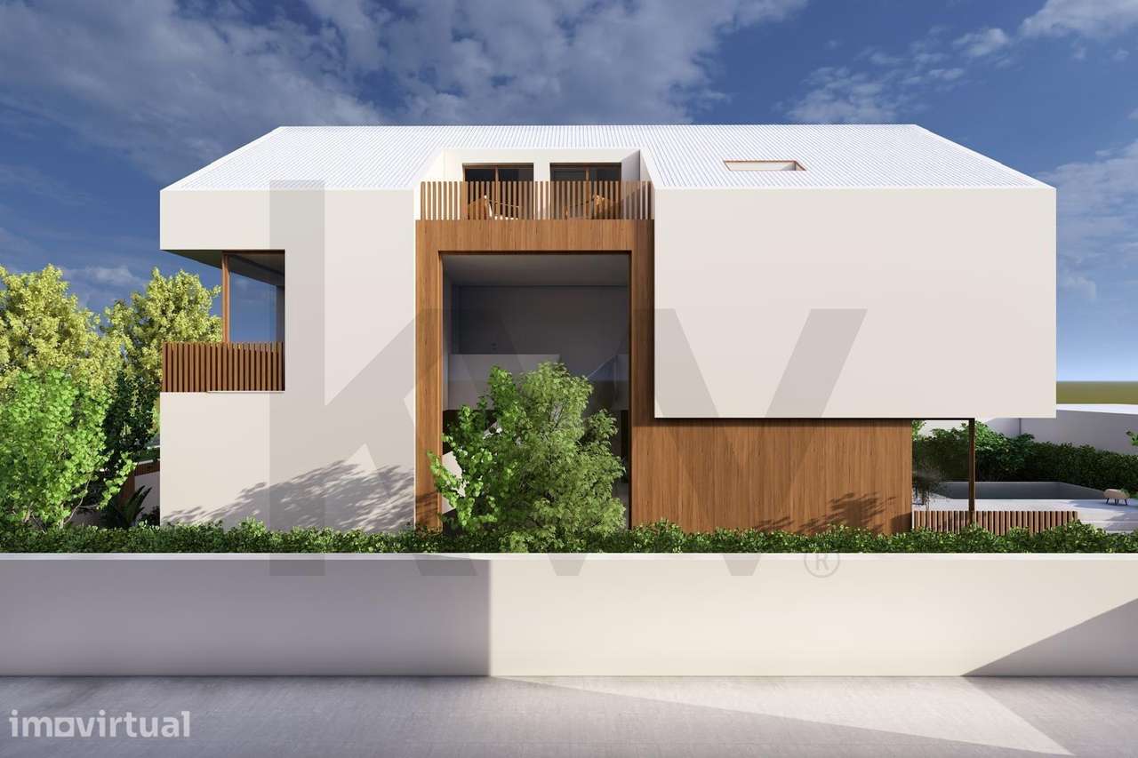 Moradia T4 de Arquitetura Contemporânea — Agora com Sótão Transformado - Grande imagem: 5/36