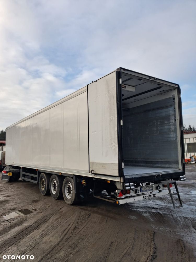 Schmitz Cargobull SKO 24 - 3