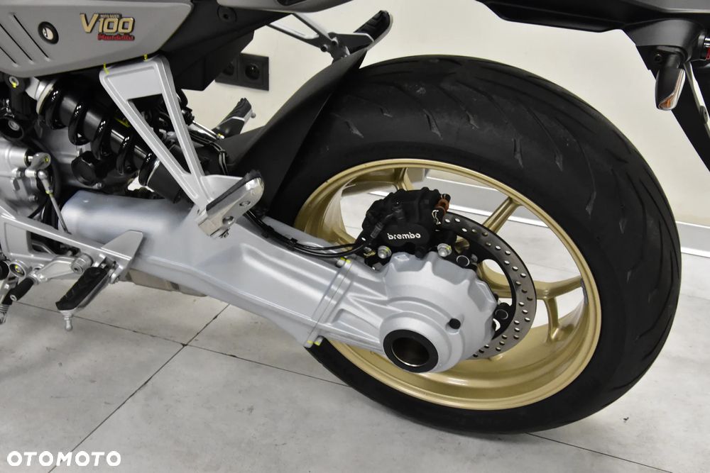 Moto Guzzi V100 Mandello - 41