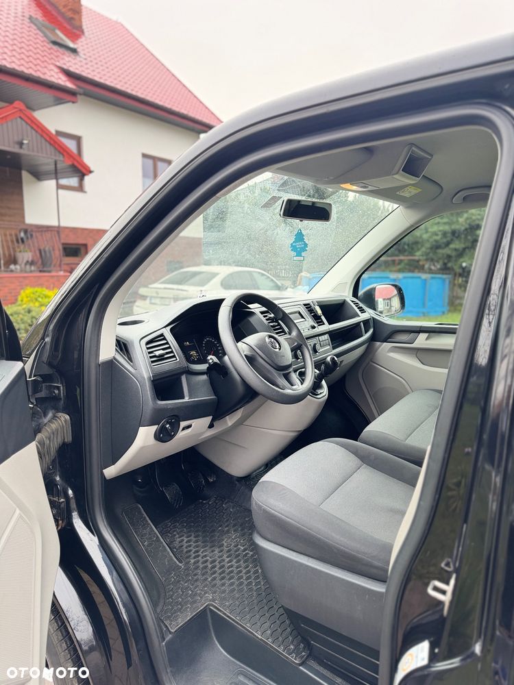 Volkswagen Transporter - 9