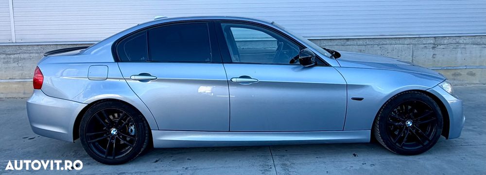 BMW Seria 3 320d DPF Aut. Edition Exclusive - 18