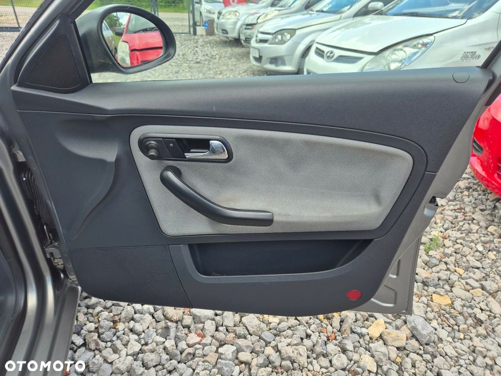 Seat Ibiza 1.4 16V Stylance - 13