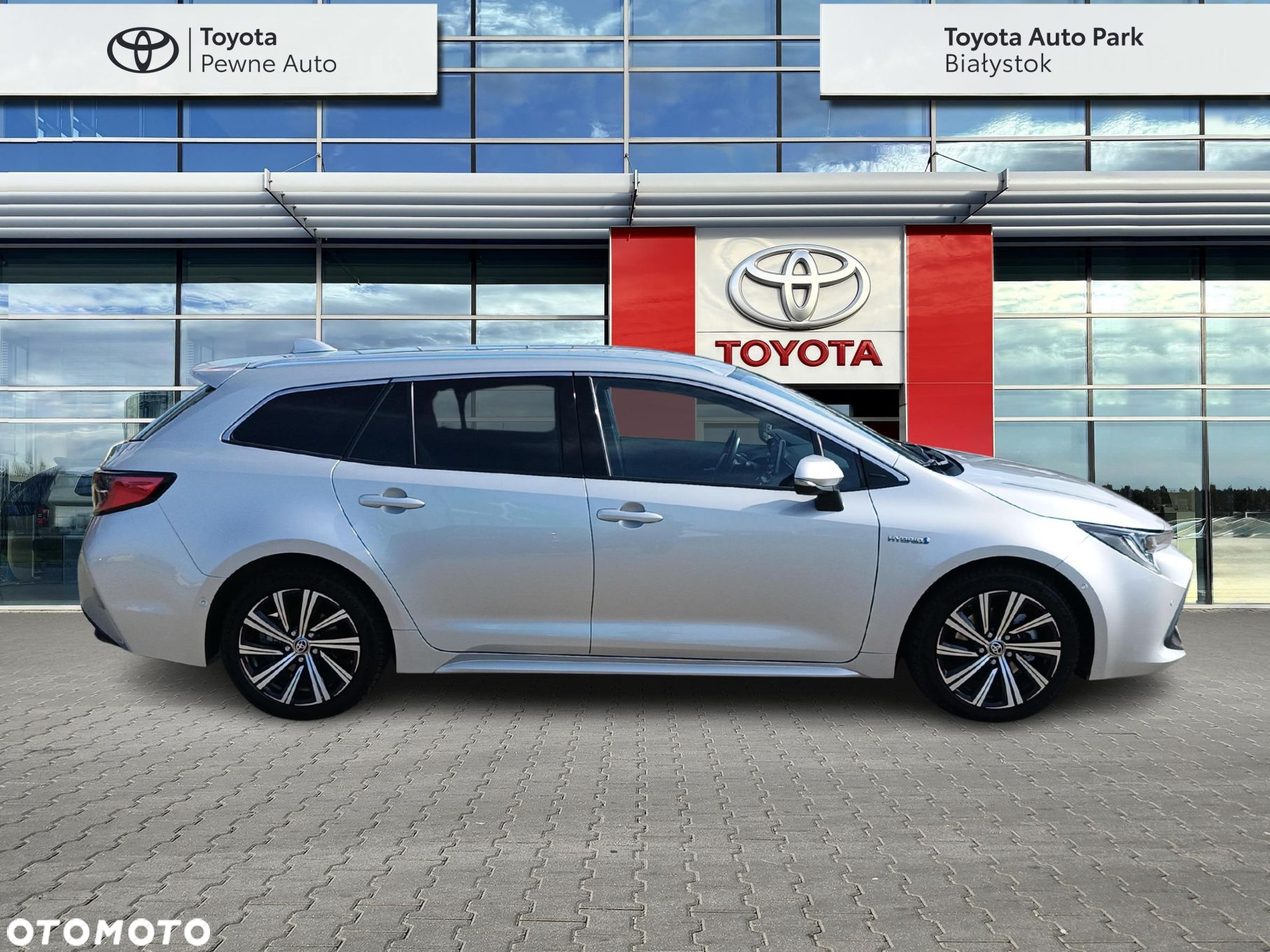Toyota Corolla 2.0 Hybrid Comfort - 6