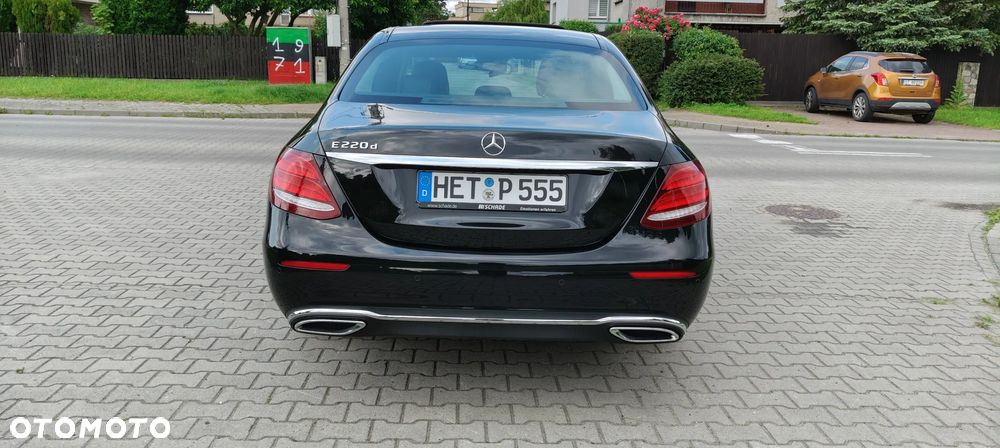 Mercedes-Benz Klasa E 220 d 9G-TRONIC - 7