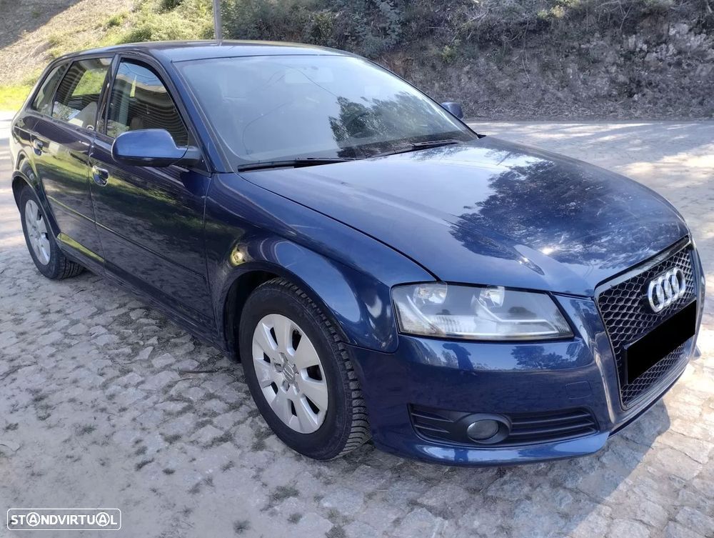 Audi A3 Sportback 1.6 TDI Attraction - 3