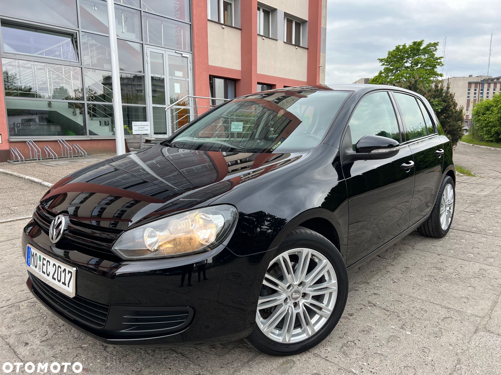 Volkswagen Golf 1.6 Comfortline - 1