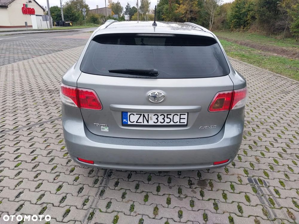 Toyota Avensis 2.0 D-4D 2010 - 2