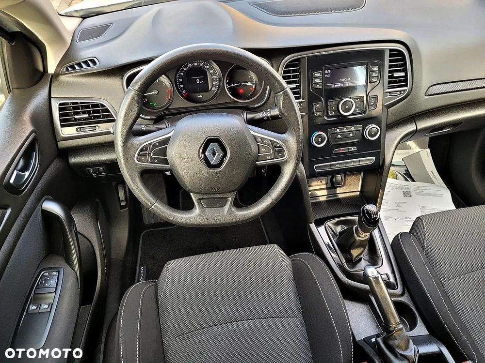 Renault Megane TCe 115 GPF LIFE - 13