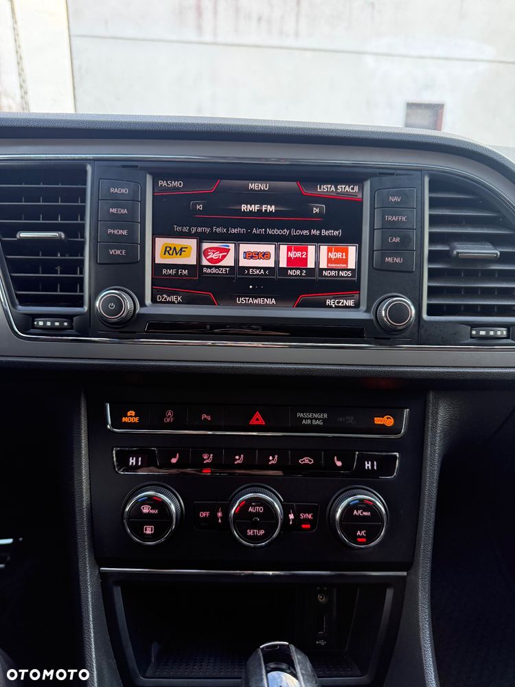 Seat Leon Sportstourer 2.0 TDI Start&Stop 4Drive DSG X-Perience - 24